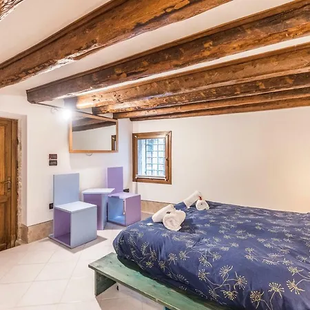 Apartment Charme *